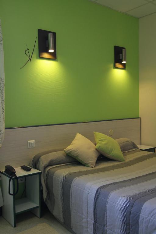 Hotel Le Saint Vincent Lyon Sud Vourles الغرفة الصورة
